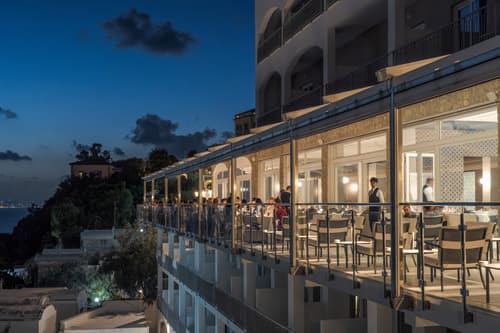 Mary Hotel, General view