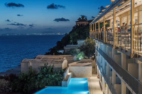 Mary Hotel, General view