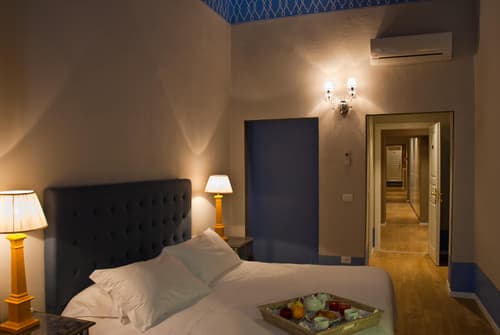 Black 5 Florence Suite, General view