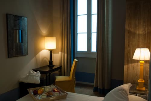 Black 5 Florence Suite, General view