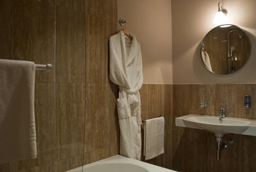 Black 5 Florence Suite, General view