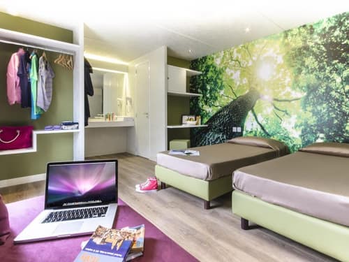 hu Roma Camping In Town, General view