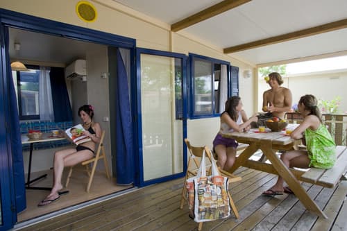 hu Roma Camping In Town, Room