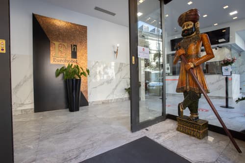 Eurohotel, Lobby