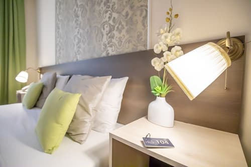 Triple M Hotel, Room