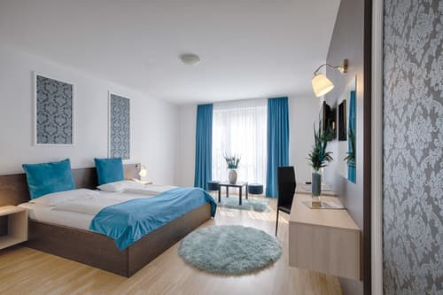 Triple M Hotel, Room