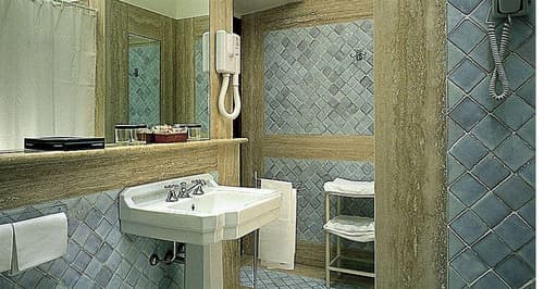 Grand Hotel Olympic, General view