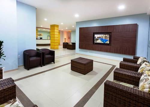Bella Camboriu, Lobby