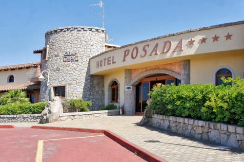 Club Esse Posada Beach Resort, General view