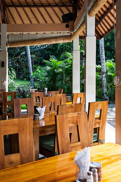 Kebun Villas & Resort, Restaurant
