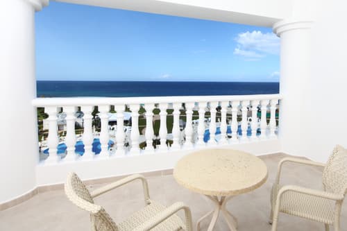 Bahia Principe Luxury Runaway Bay AI Adults Only, Room