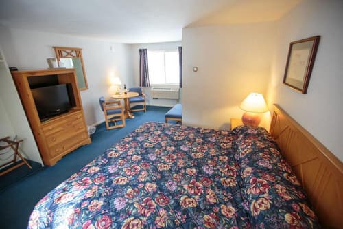 Outbound Stowe, General view