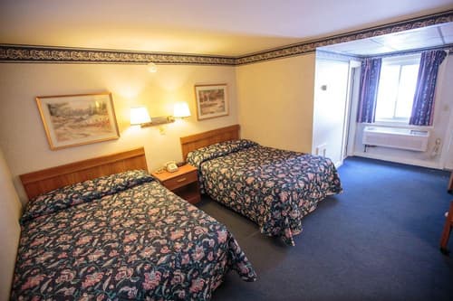 Outbound Stowe, General view