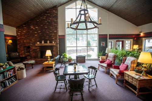 Outbound Stowe, General view