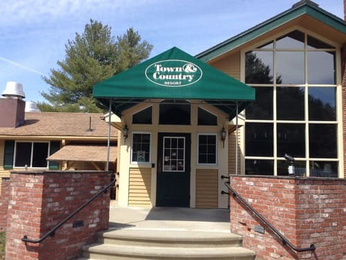 Outbound Stowe, General view