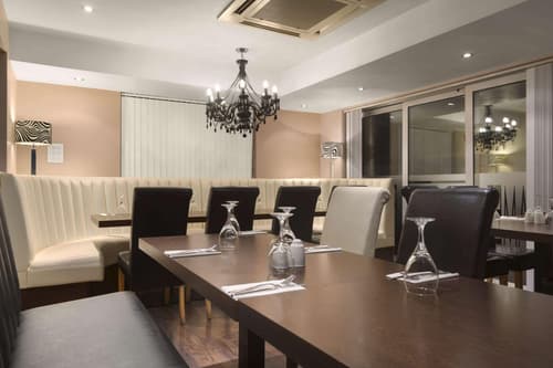 Flagship London Finchley, Restaurant