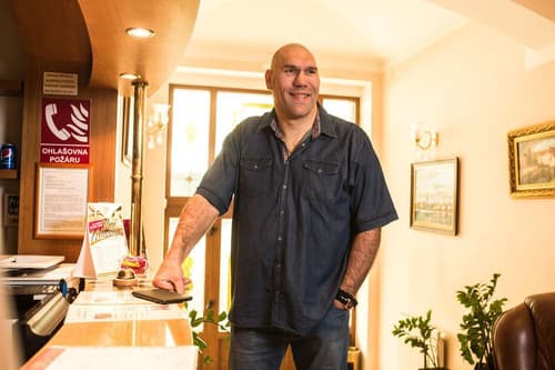 Askania, General view