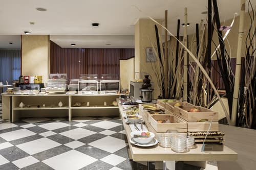 Augustus, General view