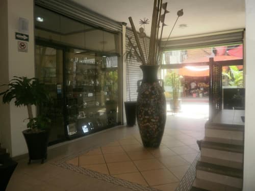 Esmeralda´s, General view