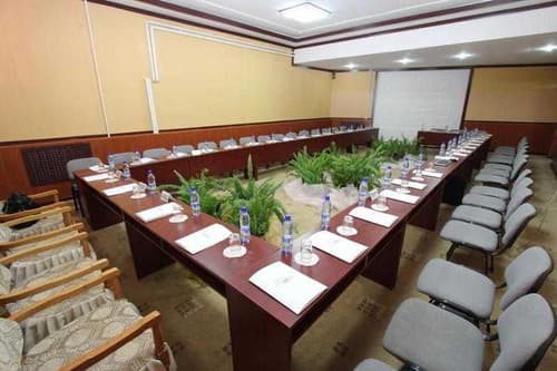 Asia Samarkand Hotel, Conferences