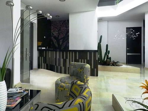 Bolivariana Plaza, Lobby