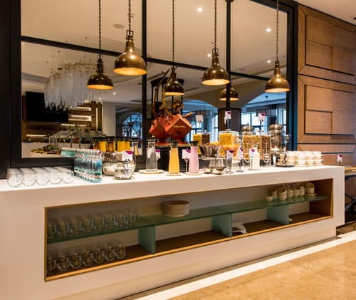 Crowne Plaza Borjomi, Restaurant