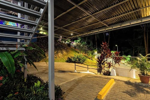 El Faro Beach Hotel, General view