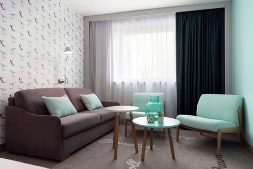 Hampton by Hilton Paris Clichy, Room