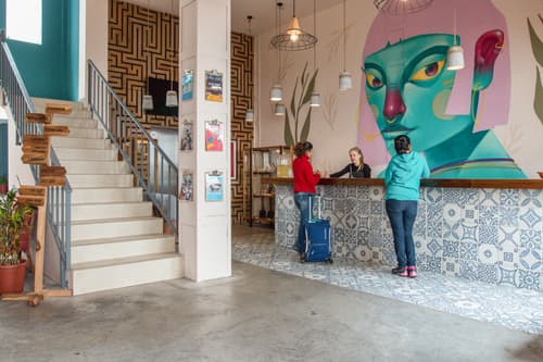 Socialtel Baños, Lobby