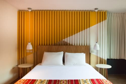 Socialtel Baños, Room