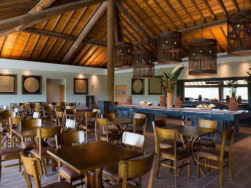 Samoa Beach Resort, Restaurant