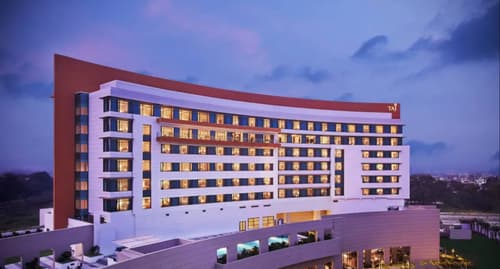 Taj Swarna, General view