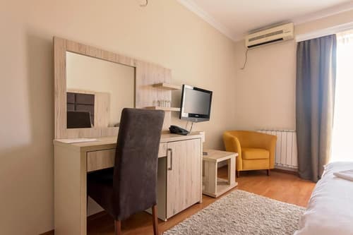 Holiday Hotel Podgorica, Room