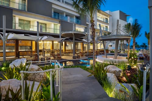 Catalonia Grand Costa Mujeres All Suites & Spa, General view