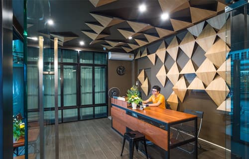 Srisuksant Square, Lobby