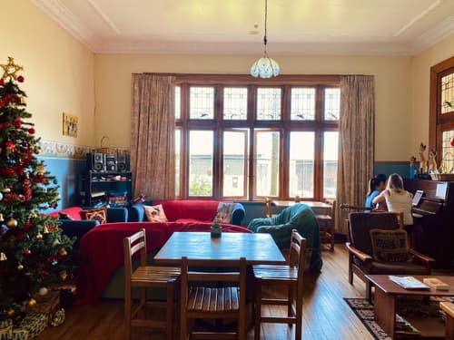 Noah's Ark Backpackers, General view