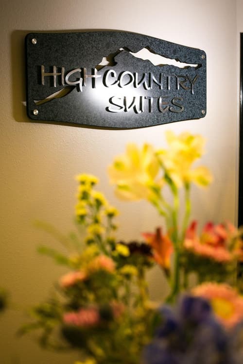 High Country Suites, Lobby