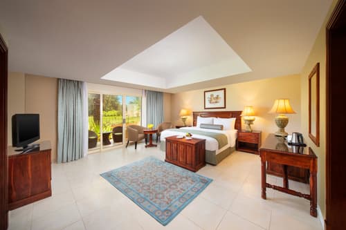 Al Hamra Village, Room