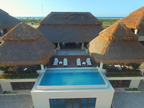 Grand Marina Hotel, General view