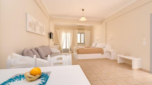 Casa Iphigenia, Room