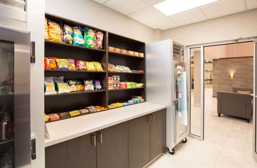 Pomeroy Inn & Suites Prince George, General view