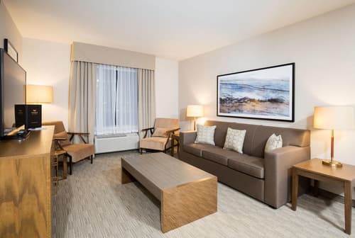 Pomeroy Inn & Suites Prince George, Room