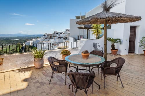 Las Palmeras Del Califa, Room