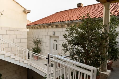 Rooms Raic, General view