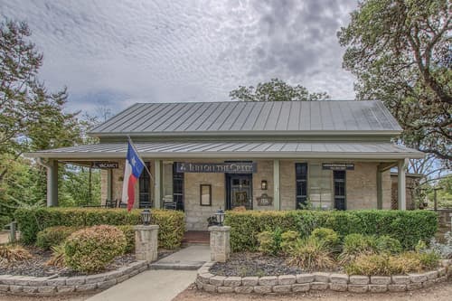 Inn Above Town Creek, General view