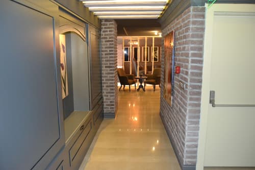 Hotel Zade, Lobby