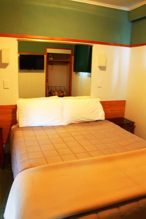 Vista Motor Lodge, Room