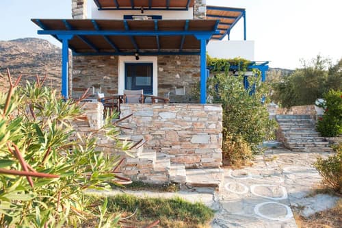 Dimitris Rooms, General view