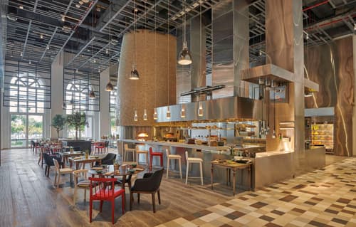 Hilton Salwa Beach Resort & Villas, Lobby