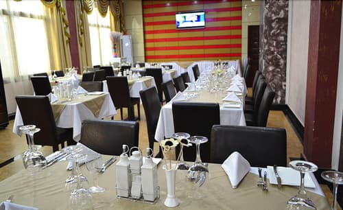 Hotel Gloria Inn, Restaurant